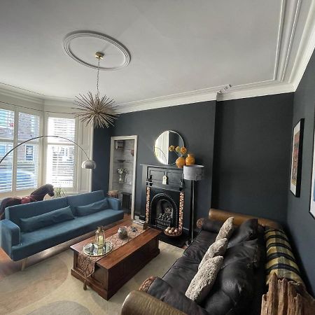 Traditional Apt Close To City Centre & Hampden Glasgow Eksteriør bilde