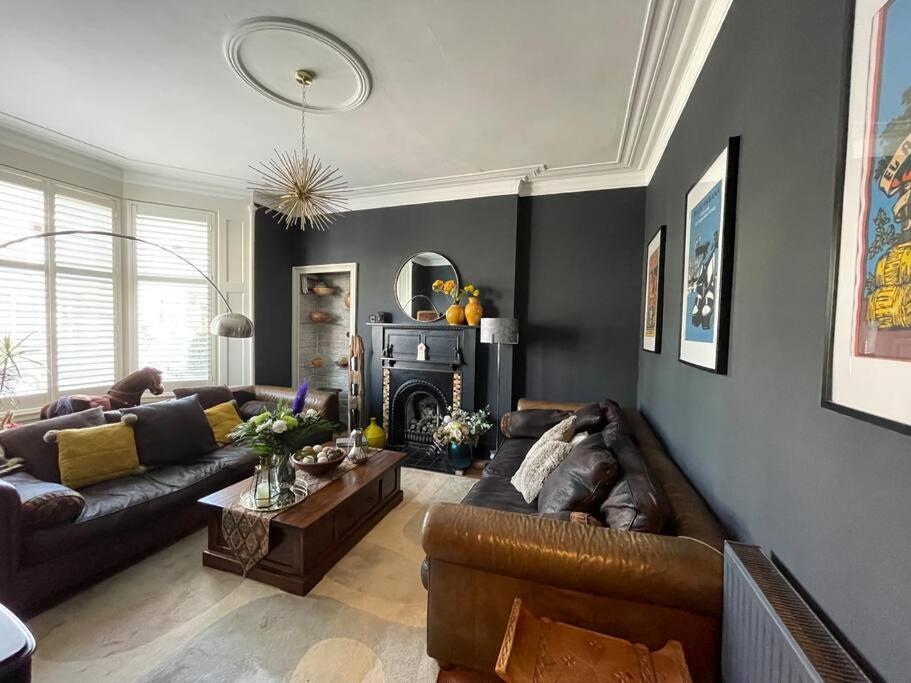Traditional Apt Close To City Centre & Hampden Glasgow Eksteriør bilde